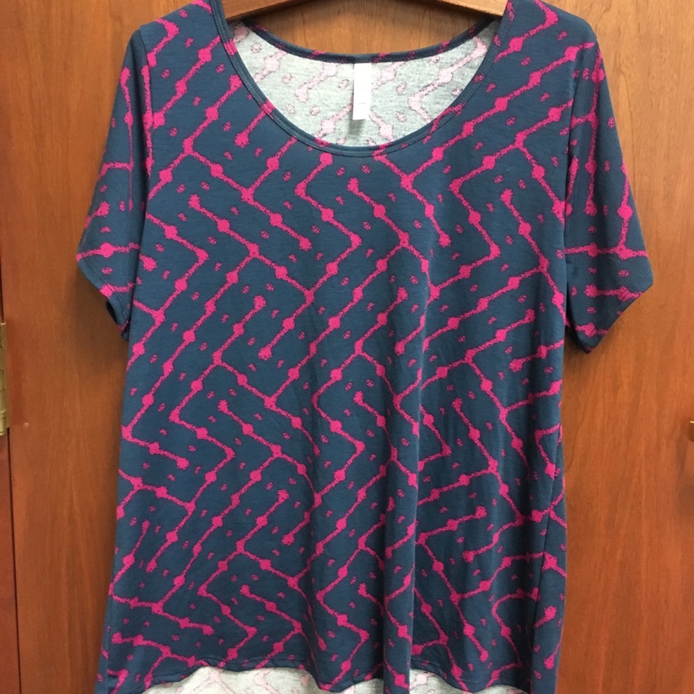 LuLaRoe Classic Top